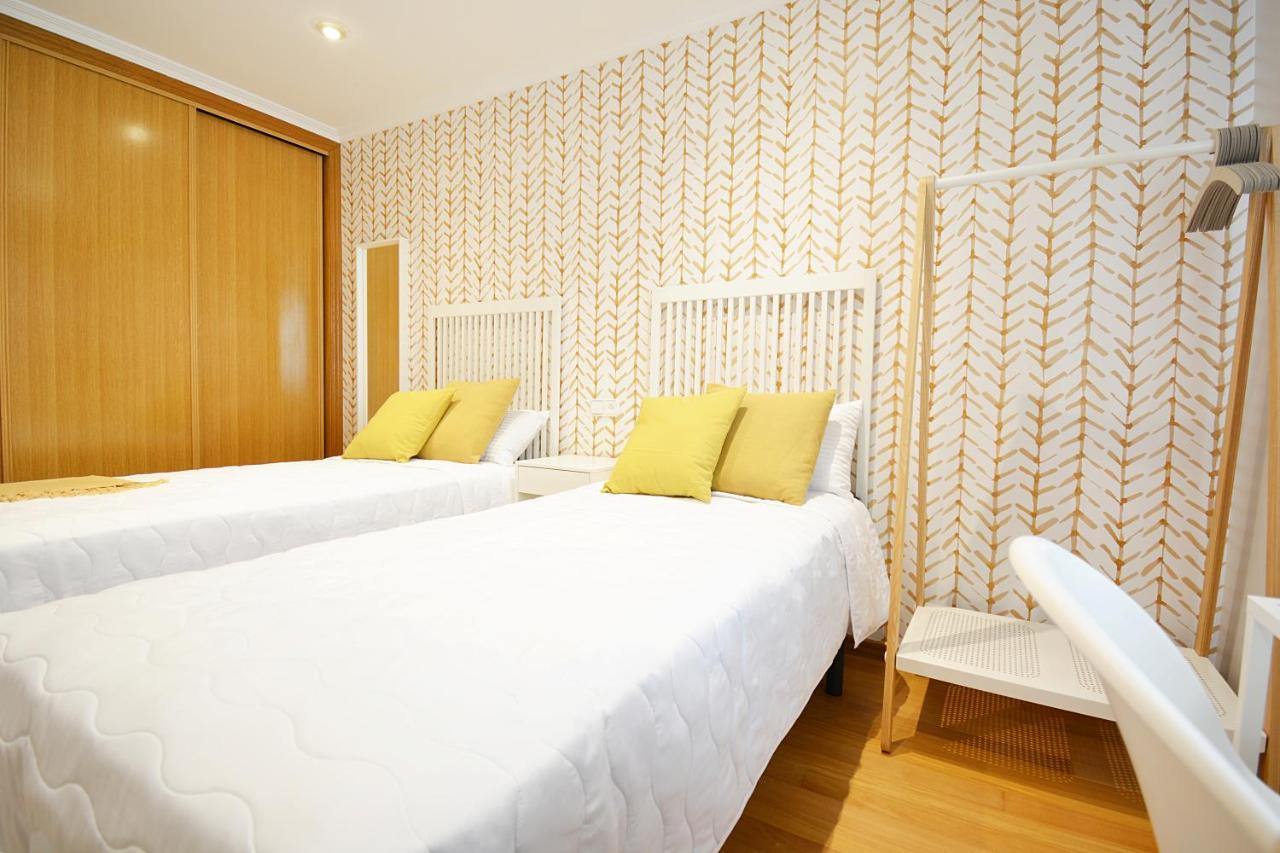 Galihost - Atico Con Terraza Y Vistas Al Mar En Vilagarcia บิลาการ์เซีย เด อาโรว์ซา ภายนอก รูปภาพ