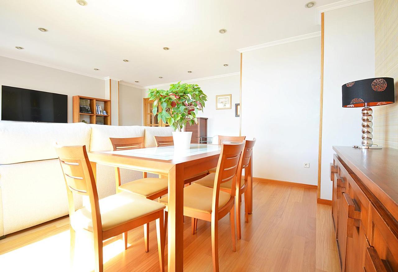 Galihost - Atico Con Terraza Y Vistas Al Mar En Vilagarcia บิลาการ์เซีย เด อาโรว์ซา ภายนอก รูปภาพ