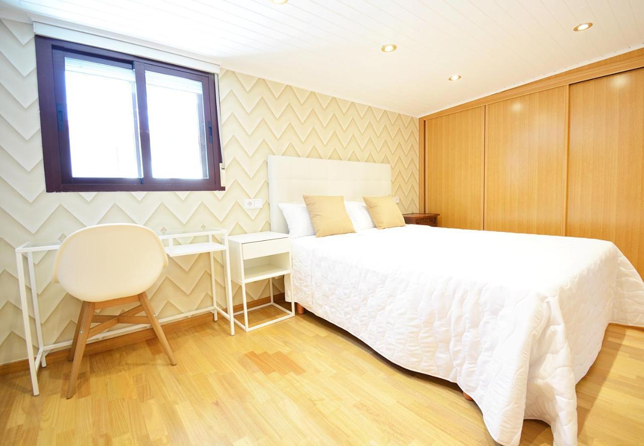 Galihost - Atico Con Terraza Y Vistas Al Mar En Vilagarcia บิลาการ์เซีย เด อาโรว์ซา ภายนอก รูปภาพ